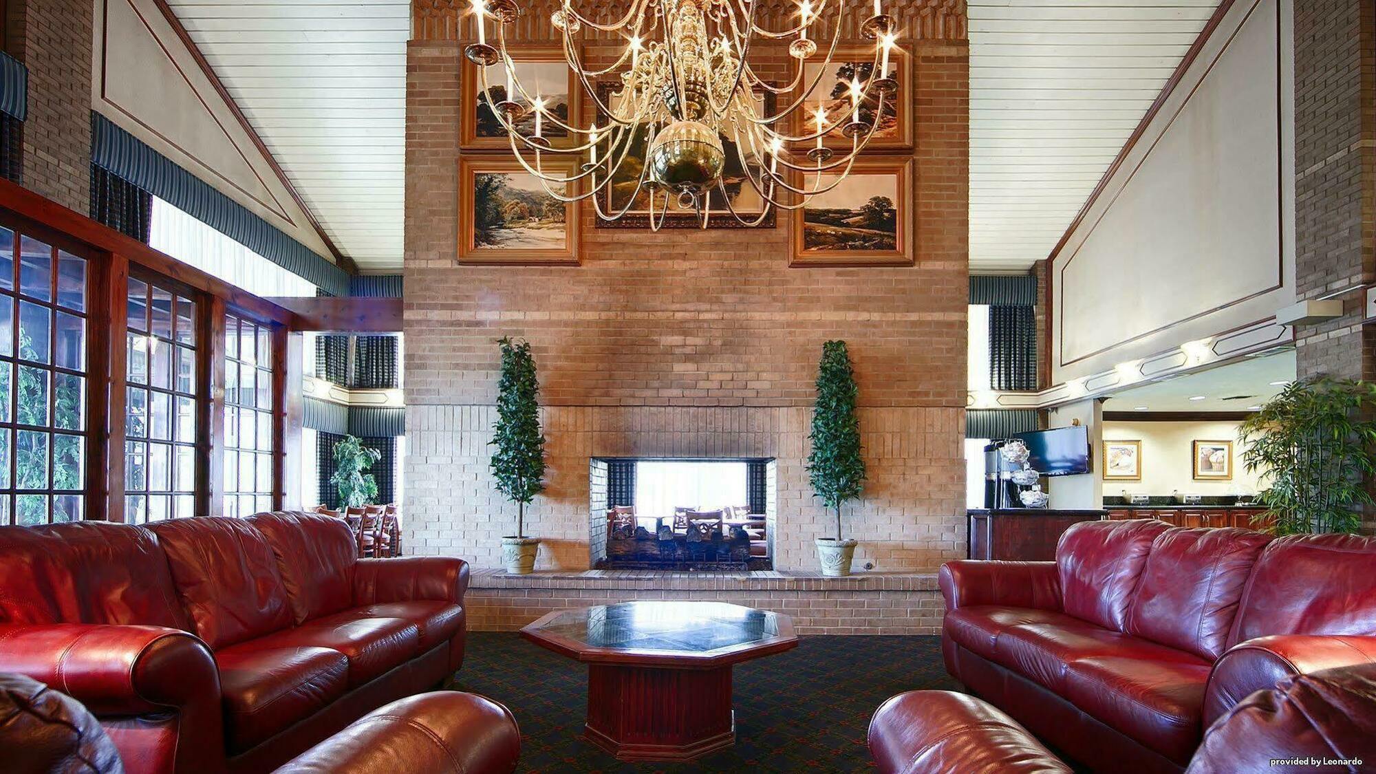Irving Inn & Suites At Dfw Airport Exterior photo